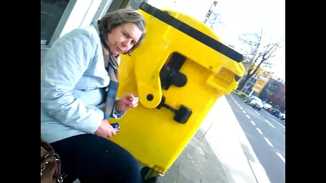 Kinky Chick Macht Ihre Süße Pussy Nass geile nackte frauen ab 50
