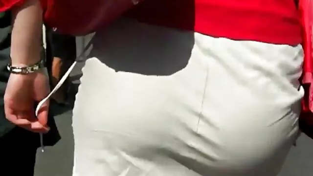 Freundinnen saugt dick und wird von hinten gefickt mit cumshot reife geile frauen nackt