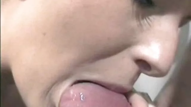 Leila anal klaffte von Kate mit einem riesigen nackte reife geile frauen strapon
