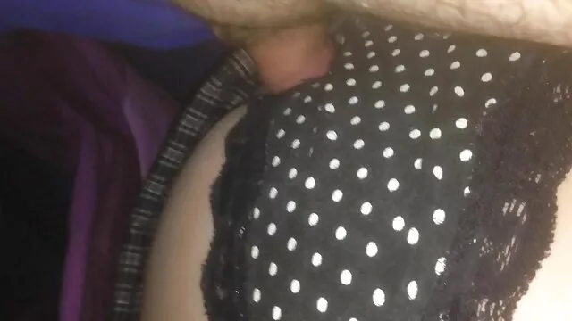 Busty Honig Gefickt Und Sperma Am Pool geile reife frauen nackt