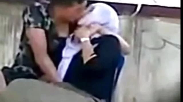 Muskel reife nackte oma Anbetung Sitzung mit