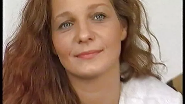 Mit nackte ältere weiber Einem Strapon