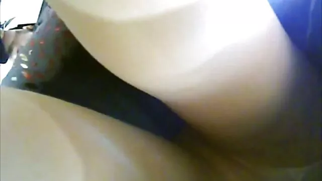 Schritt Schwester gefangen masturbieren Hidden Cam Sie nackte ältere weiber ist so geil